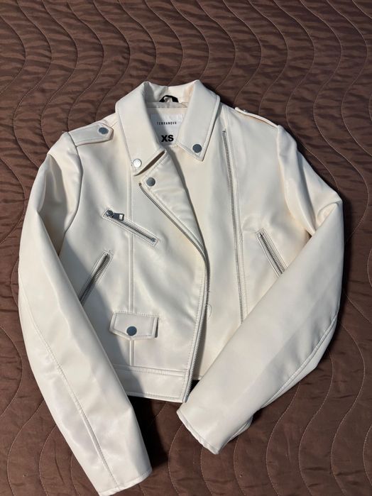 Дамско кожено яке Terranova