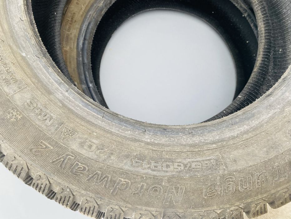 Продам шины 2 шт