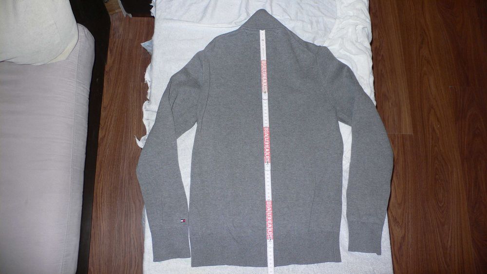 Жилетка Tommy Hilfiger: S. Lacoste 2бр: Сива+Охра-XL; 7; 8. Оригинали!