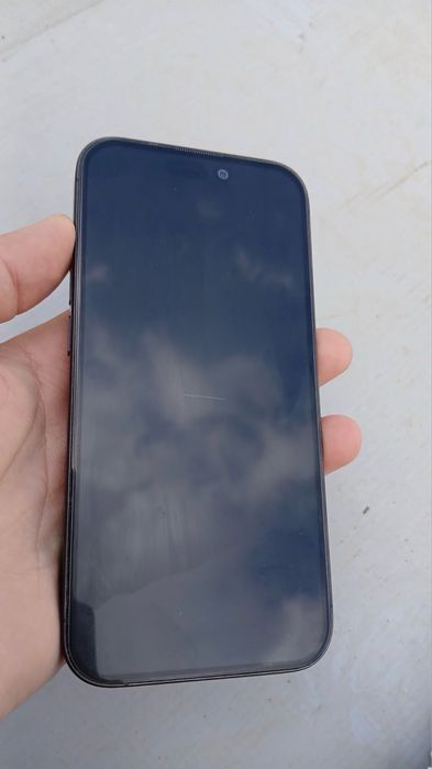 Продаю iPhone 15 pro