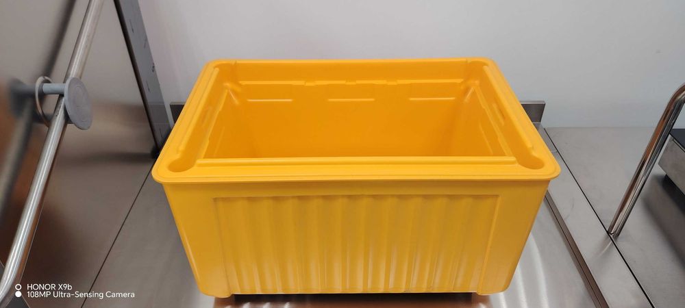 Termobox (Ovqatlarni issiq yoki sovuq holatda saqlab yetkazish uchun)