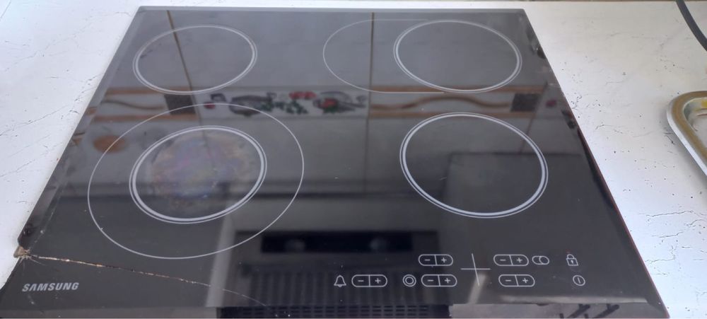 Варочная поверхность Samsung