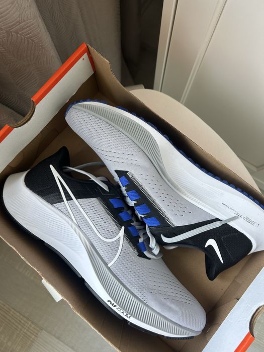 NIKE AIR ZOOM PEGASUS чисто нови