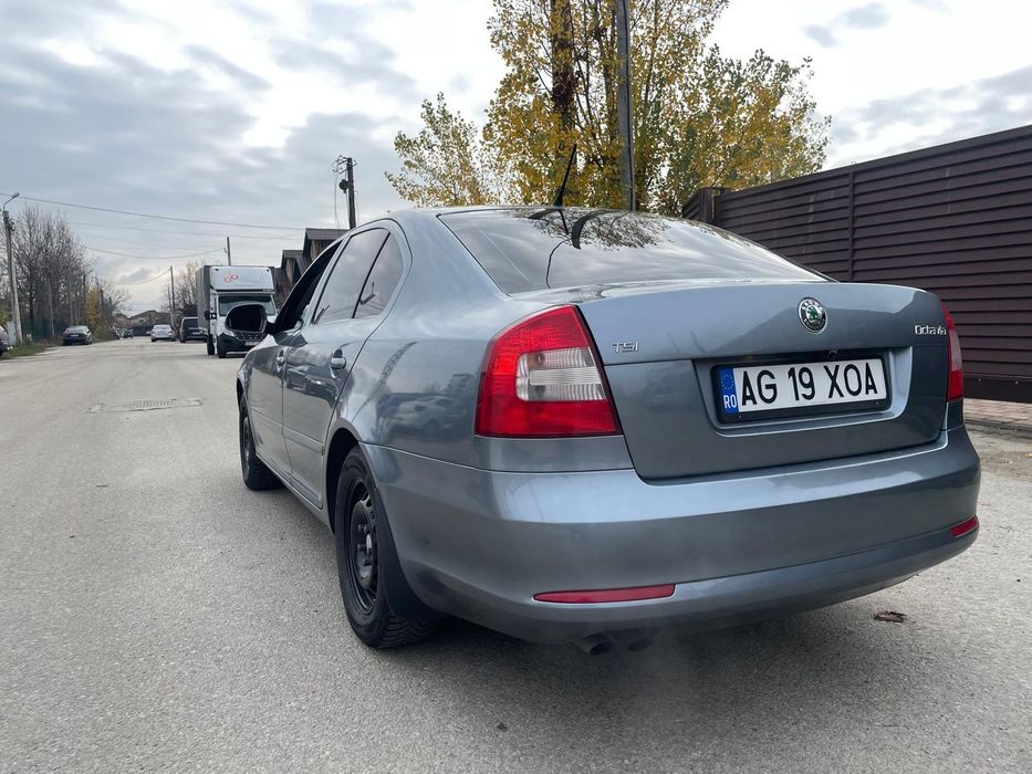 SKODA Octavia 2012 — imagine 4