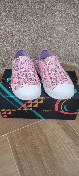 Încălțări de vara Skechers fete
