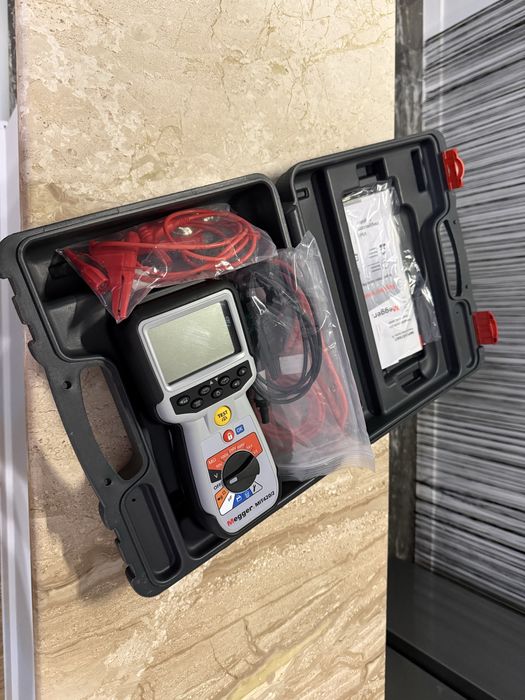 Професионален уред MEGGER MIT420/2 (Made in UK)