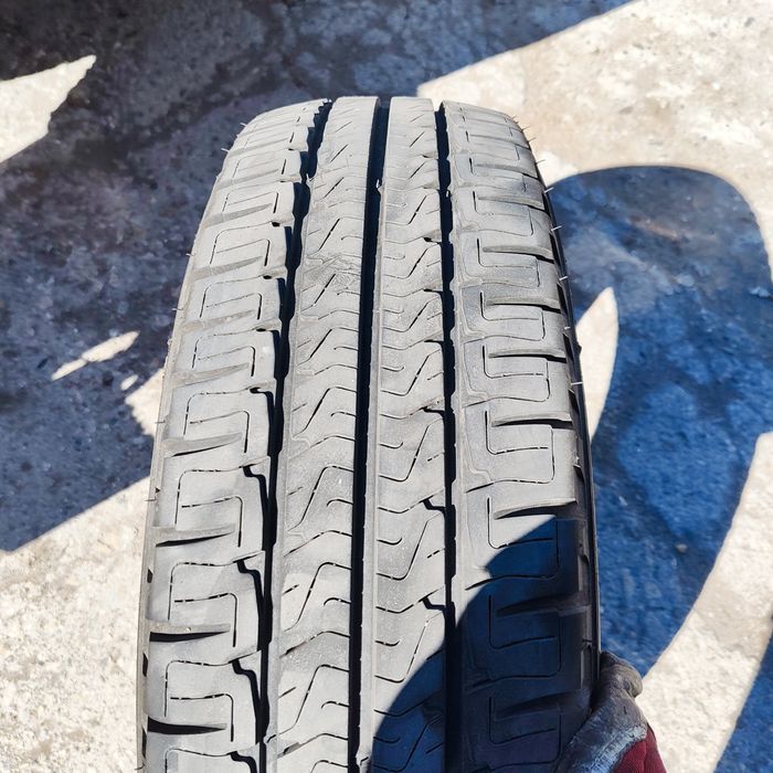 225/75/16 CP MICHELIN