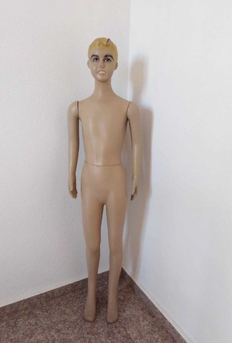 Дамски и детски манекени