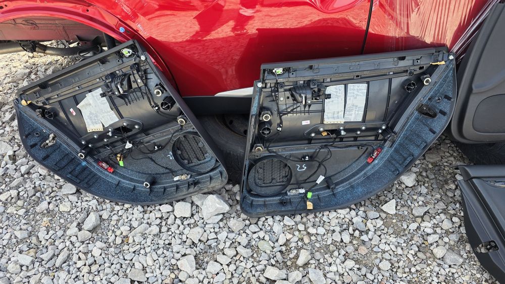 Кори врати кожа Audi A4 B7 S-Line