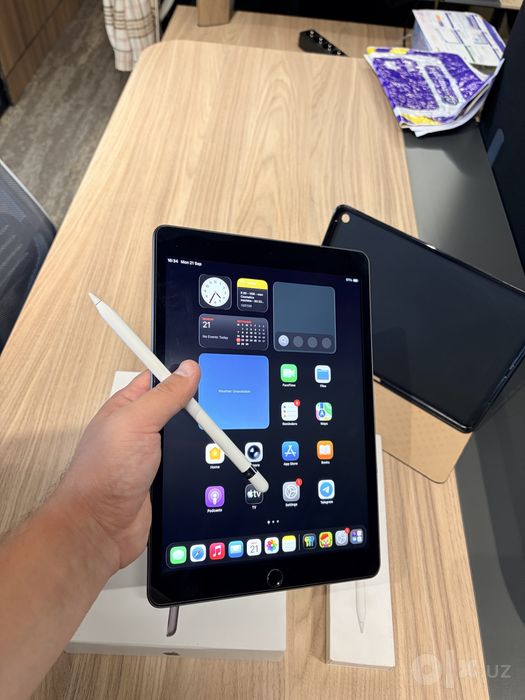 iPad 9th Gen 64GB Wi-Fi + Apple Pencil 1 — Ideal holatda