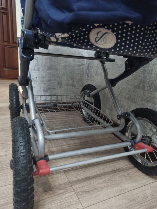 Коляска детская синяя