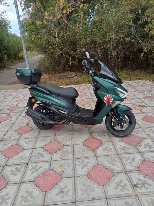 Продам скутер 150 куб