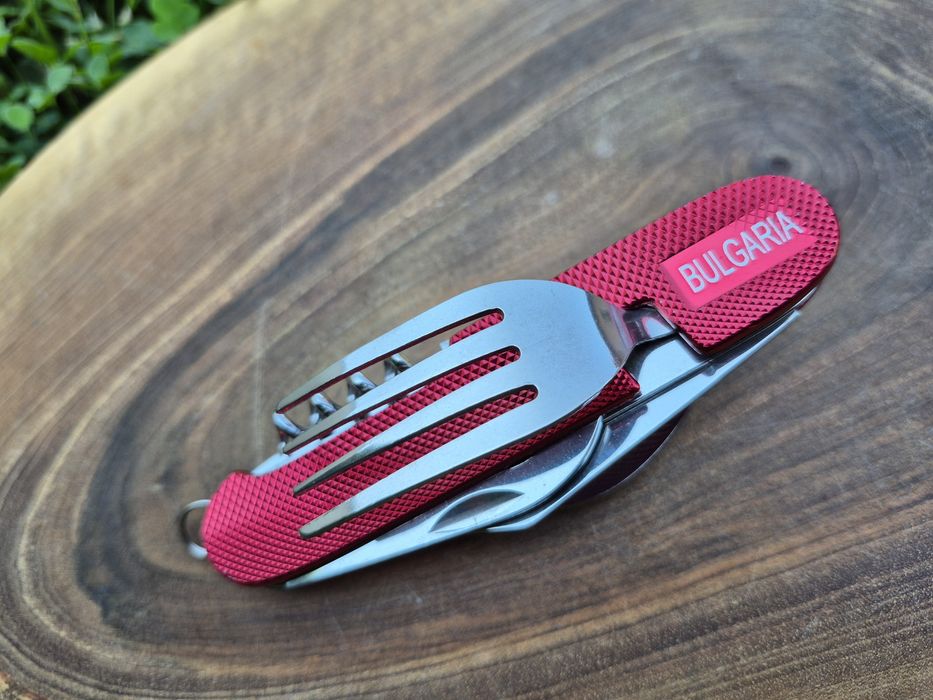 Туристически комплект за хранене България 6 в 1,четири цвята