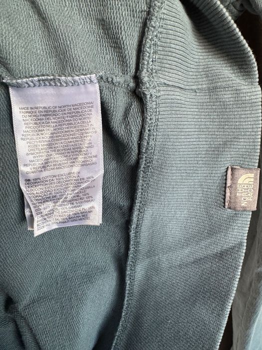 The North Face Sweatshirt.