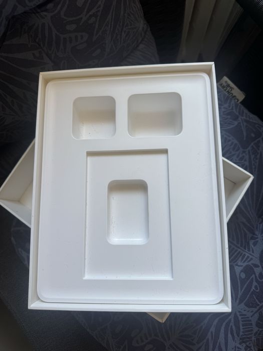 Cutie originală iPad 64GB Wi-Fi + Cellular – Model A1430