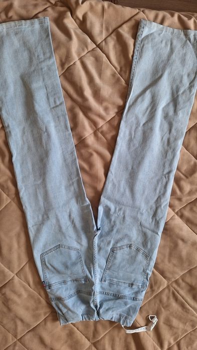 Продам джинсы для беременных