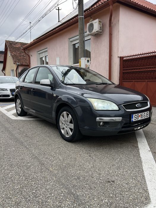 Vand sau schimb Ford Focus 2 1.8tdci
