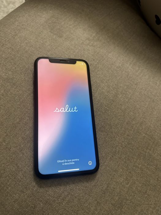 Iphone 11 pro 64 GB culoarea negru