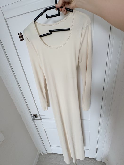 Платье макси молочное m-l