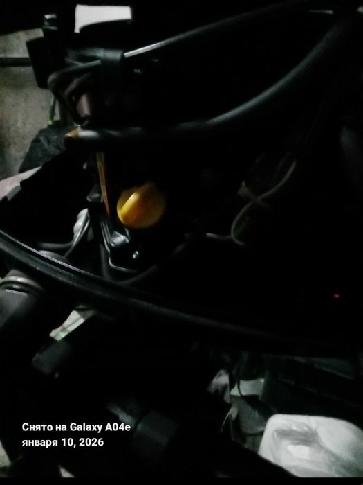 Лодочный мотор и лодку