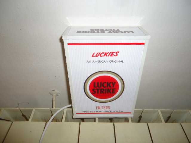 lucky strike, HB,  светеща реклама