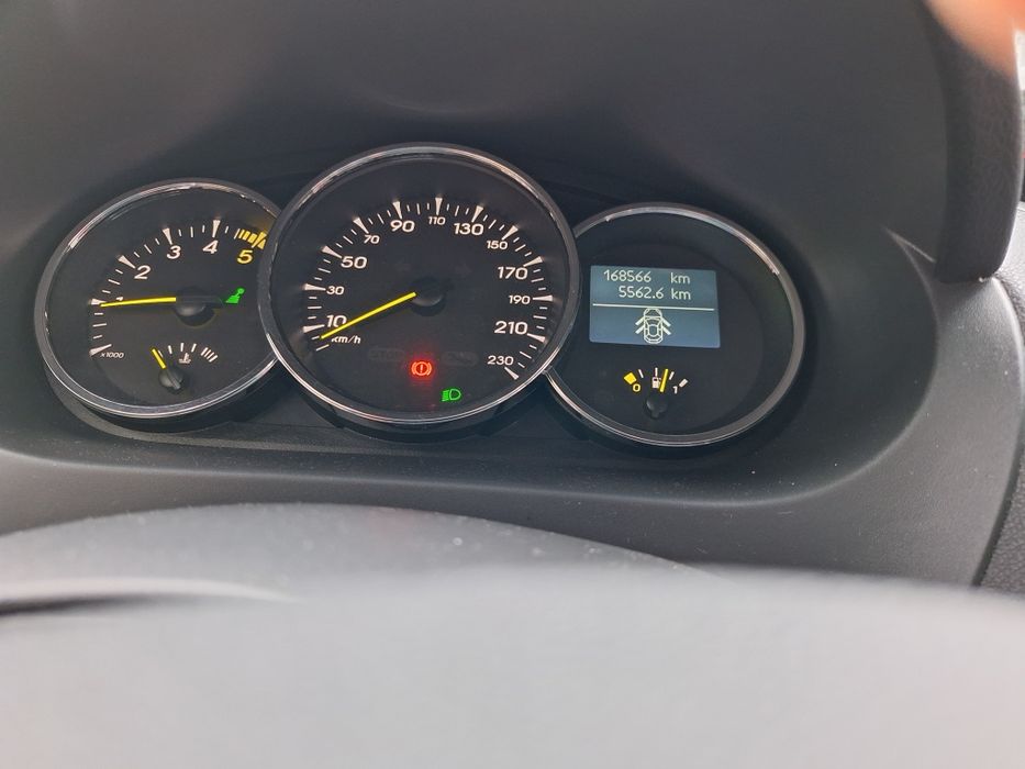 Renault fluence 2011