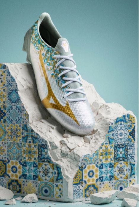 Ghete fotbal Mizuno Alpha III Japan João Felix FG-Argint