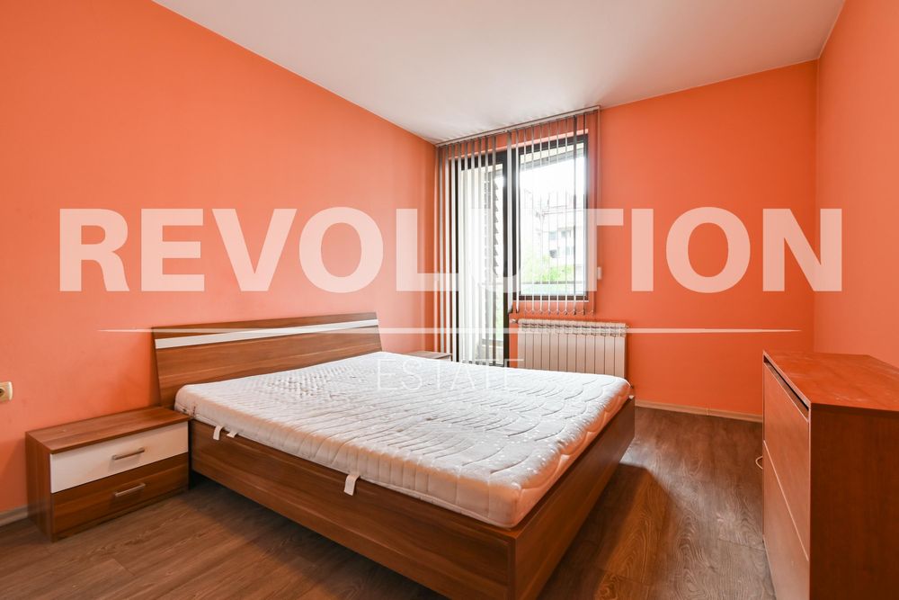 Дава се под наем Тристаен апартамент в София, Красно село - 105 кв.м за 750 € - Снимка #4