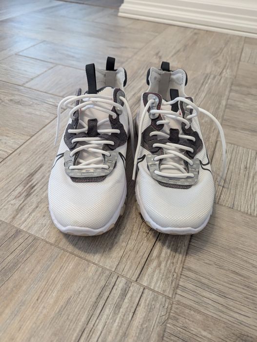 Adidași barbati Nike react vision