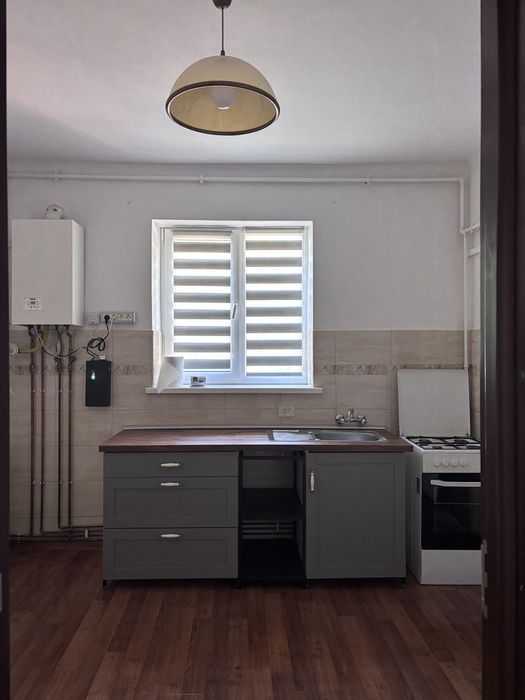 Apartament 43mp- 1 camera la casa