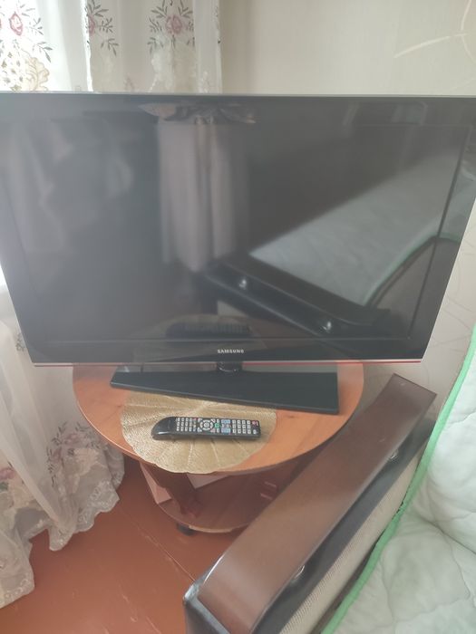 Продам телевизор Samsung