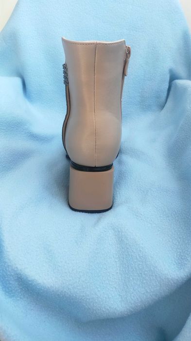 Женские полусапожки 37 р