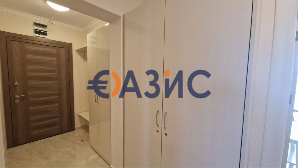 Продава се Двустаен апартамент в Свети Влас - 64 кв.м за 1435 €/кв.м - Снимка #12