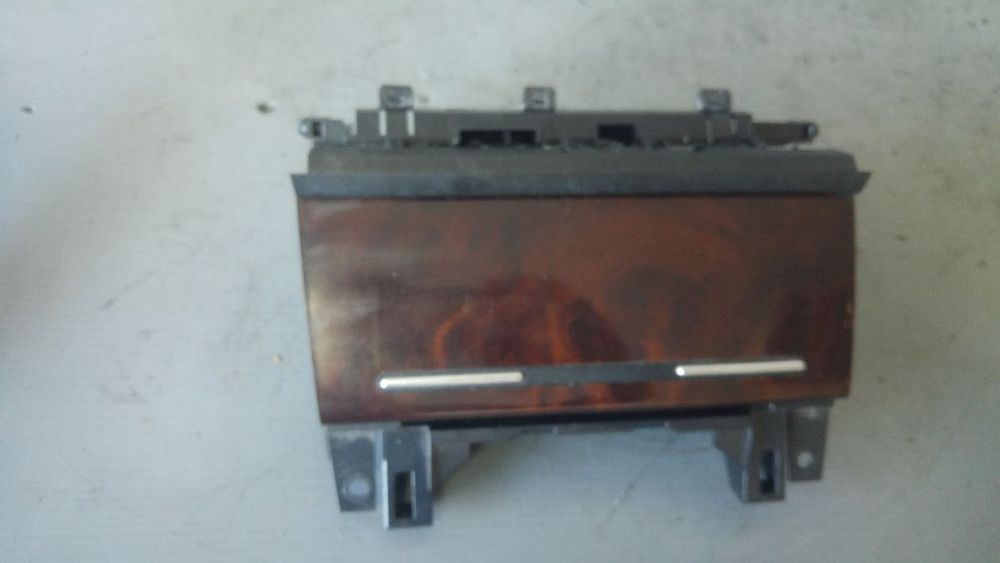 scrumiera audi a4 b8 model cu navigatie 2din 8e0857951j