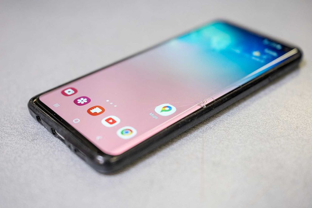 Samsung S10 (SM-G973F)