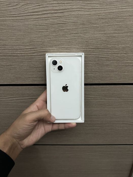 Айфон 13 с коробкой