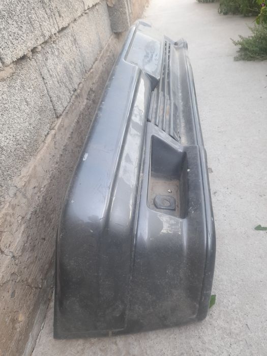 Бампер мерс 190 ..