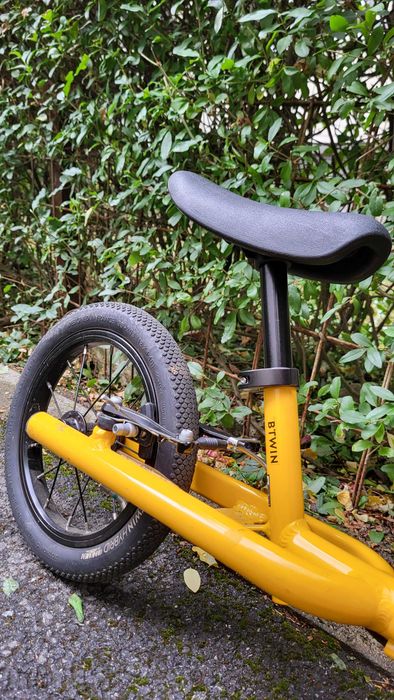 Bicicleta BTwin fara pedale echilibru 12 inch alu Runride 900 Galben Copii