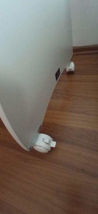 Pătuț bebeluș tip leagăn, cu roți + baldachin,  saltea si lenjerii