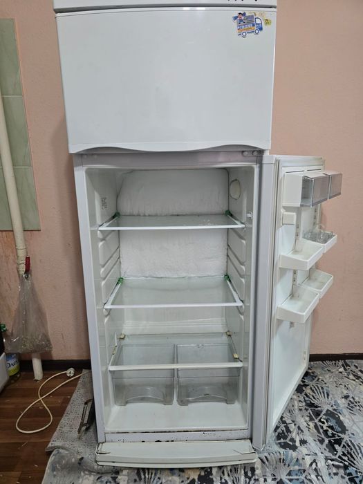 Холодильник бушный