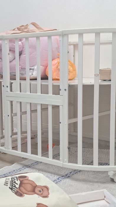 Новый манеж с подушками и матрасиком