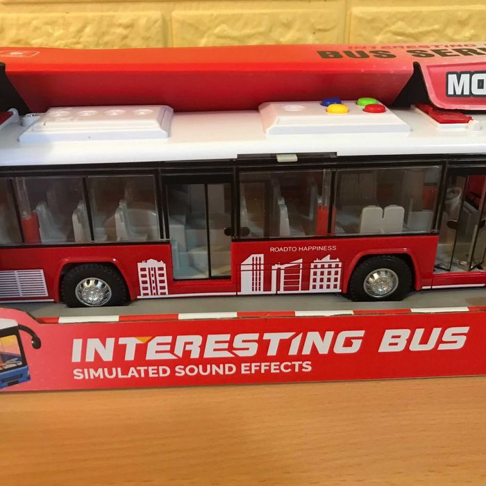 Jucarie Autobuz urban cu lumini, sunete, deschidere usi, 28 cm, rosu