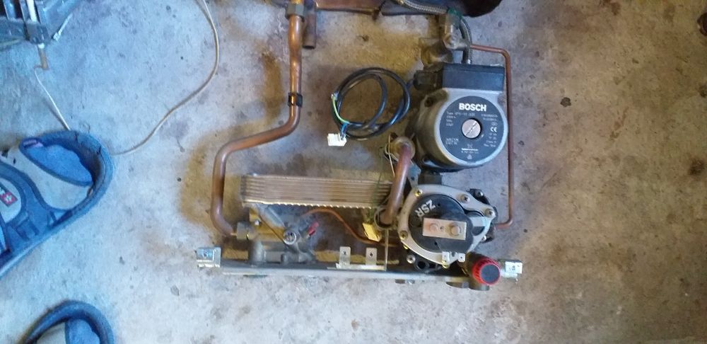 Vand piese centrală bosch junkher ZW23