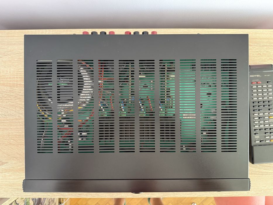 Rotel RA-972 Intergated Amplifier