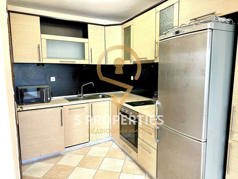 Продава се Четиристаен апартамент в Варна, Център - 122 кв.м за 1459 €/кв.м - Снимка #2