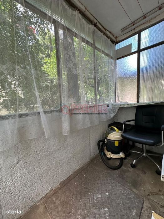 Garsonieră spațioasă | Parter | Mobilată și utilată | Balcon |