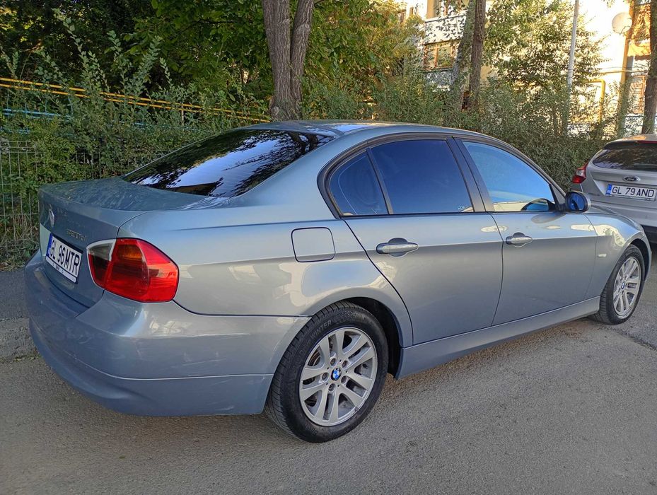 Vând BMW E90. An 2007