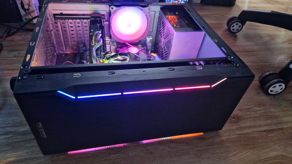 PC Gaming Octa Core i7/RGB/16GB/SSD 240GB/GTX 970/WiFi/W11 la 1000lei