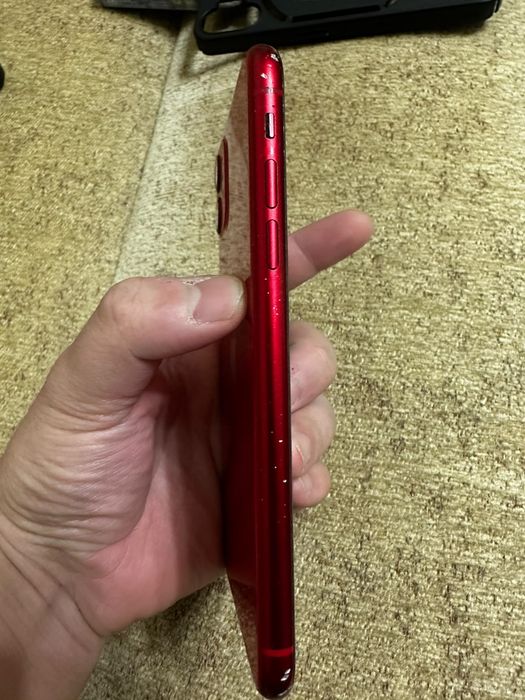 Nothing Phone 1 и Iphone 11