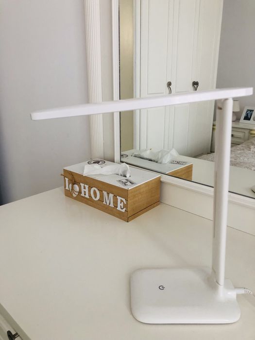 Led desk лампа за маникюр